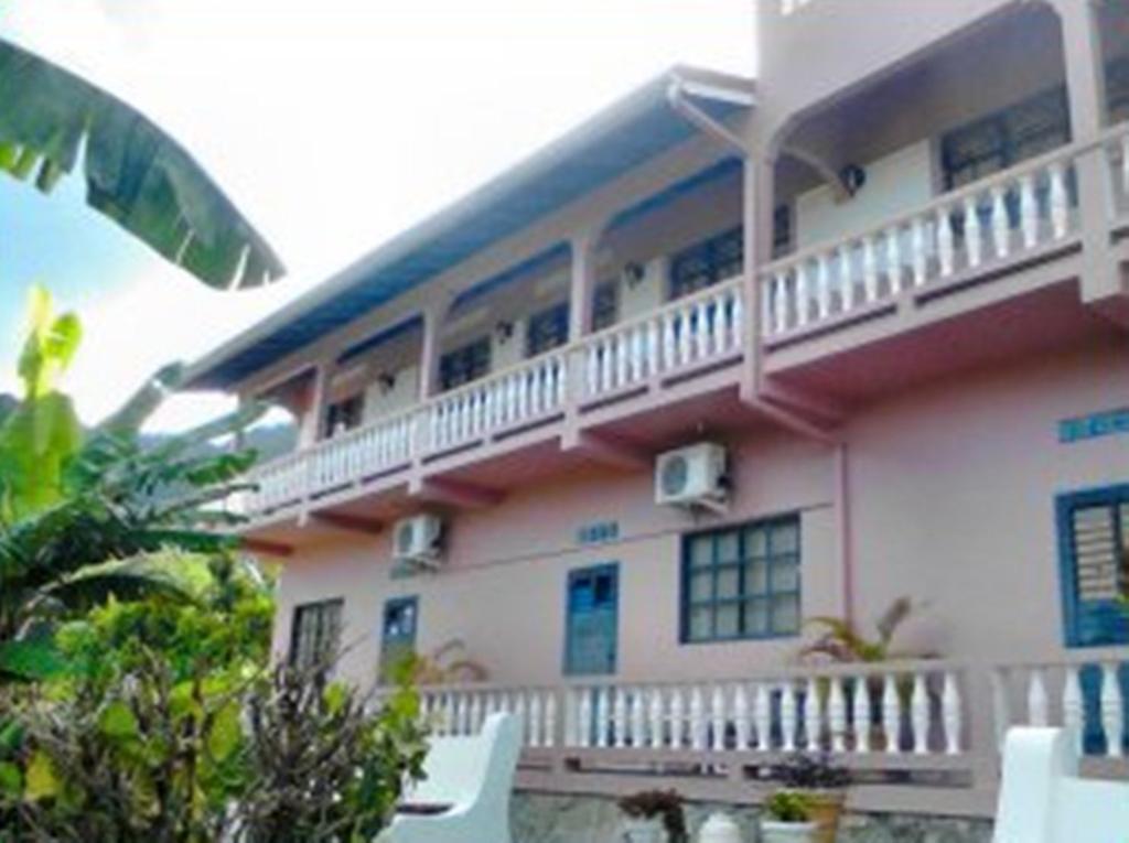 Top Ranking Hill View Guesthouse Speyside Ruang foto