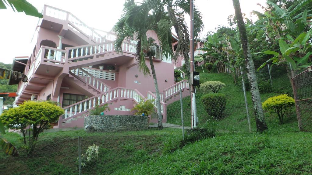 Top Ranking Hill View Guesthouse Speyside Bagian luar foto